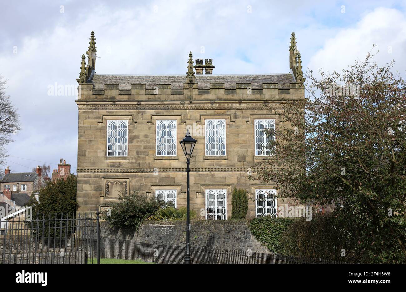 Das Gebäude der Old Grammar School in Wirksworth in Derbyshire Dales Stockfoto
