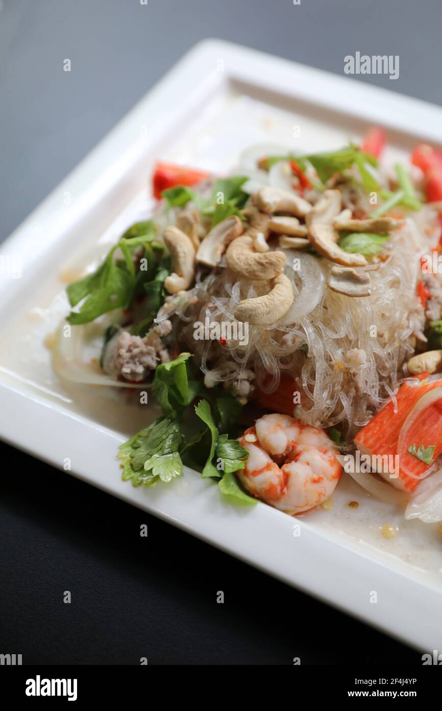 Glass Noodle Spicy Salad, Thai-Essen Stockfoto