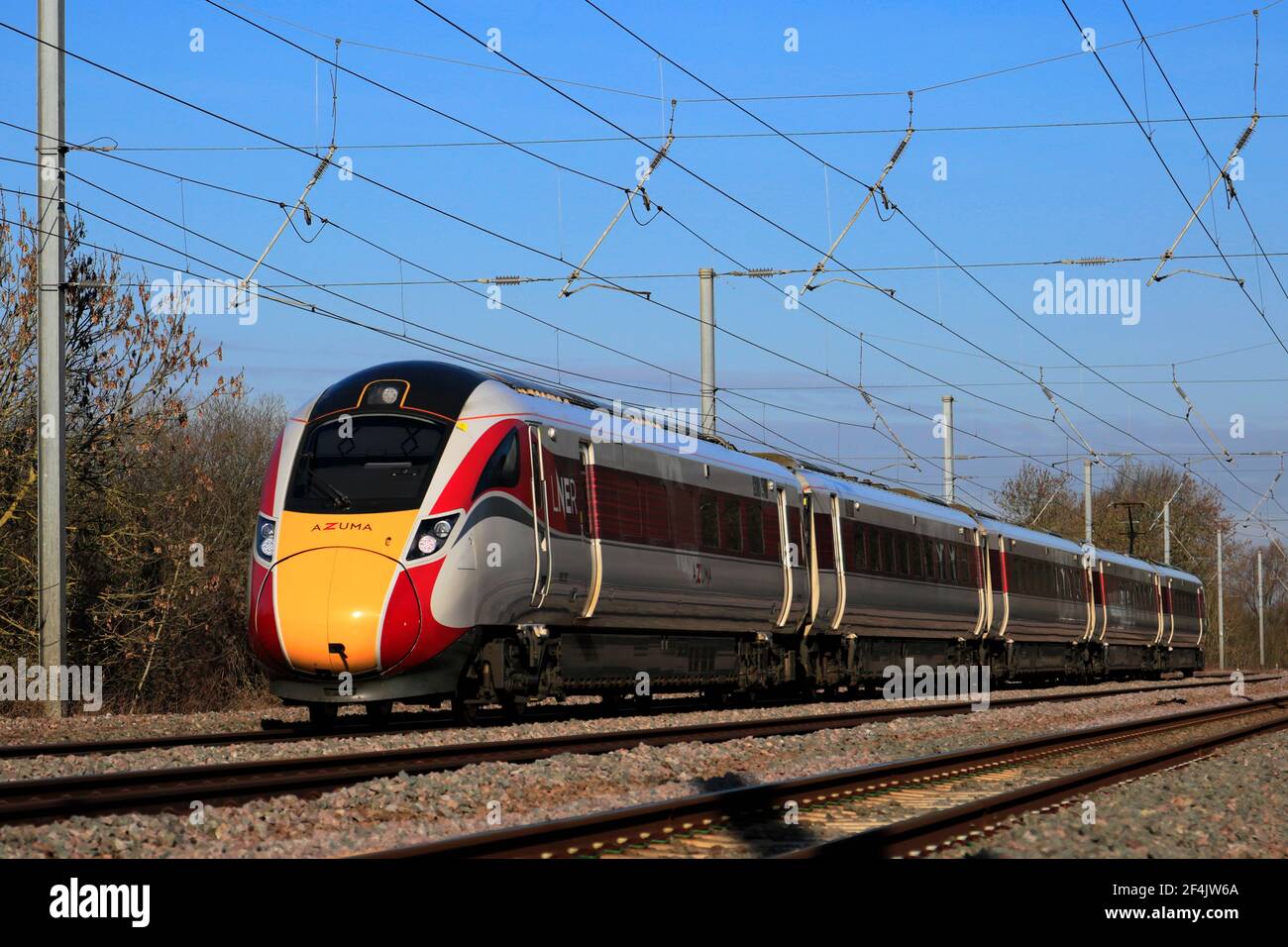 LNER Azuma Zug, Klasse 800, East Coast Main Line Railway, Newark on Trent, Nottinghamshire, England, Großbritannien Stockfoto