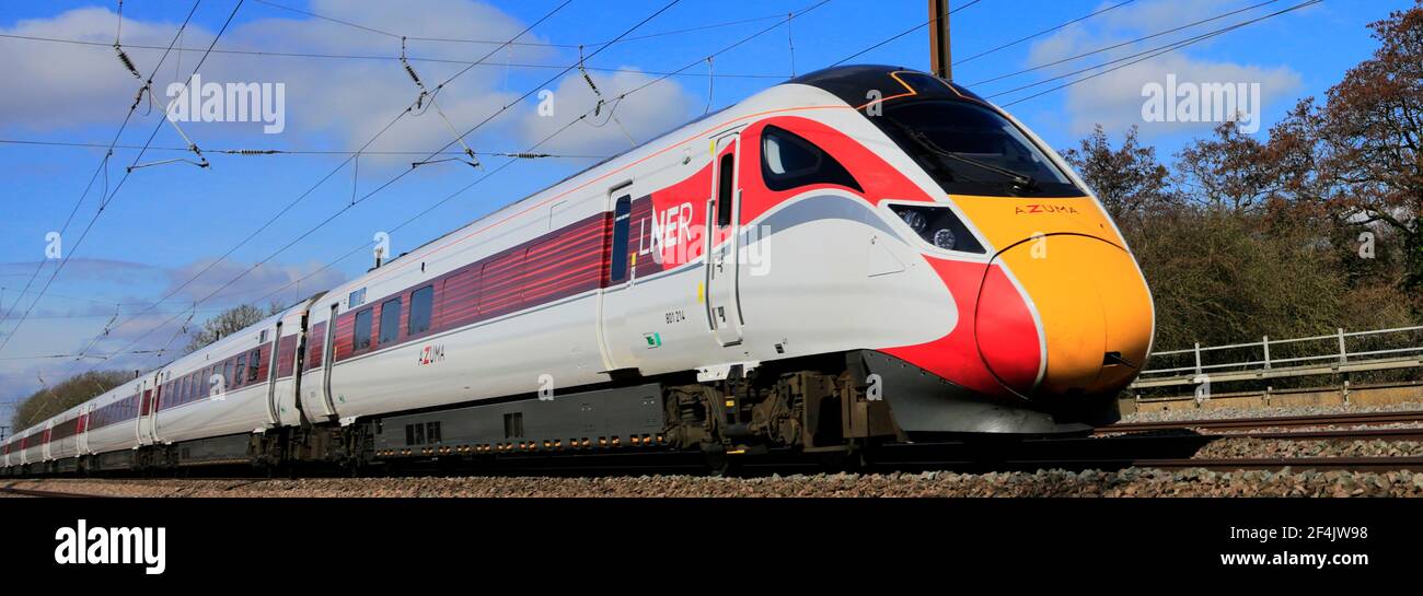 LNER Azuma Zug, Klasse 800, East Coast Main Line Railway, Newark on Trent, Nottinghamshire, England, Großbritannien Stockfoto
