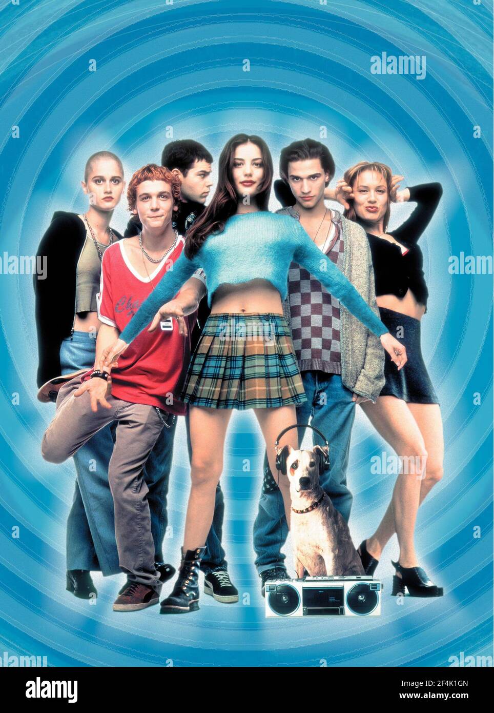 LIV TYLER, RENEE ZELLWEGER, ROBIN TUNNEY, ETHAN EMBRY UND RORY COCHRANE IN EMPIRE RECORDS (1995), REGIE ALLAN MOYLE. Copyright: Nur für redaktionelle Verwendung. Keine Verkaufsförderung oder Buchumschläge. Dies ist ein öffentlich verteiltes Handout. Nur Zugriffsrechte, keine Lizenz des Urheberrechts. Nur zu vervielfältigen in Verbindung mit der Promotion dieses Films. Stockfoto