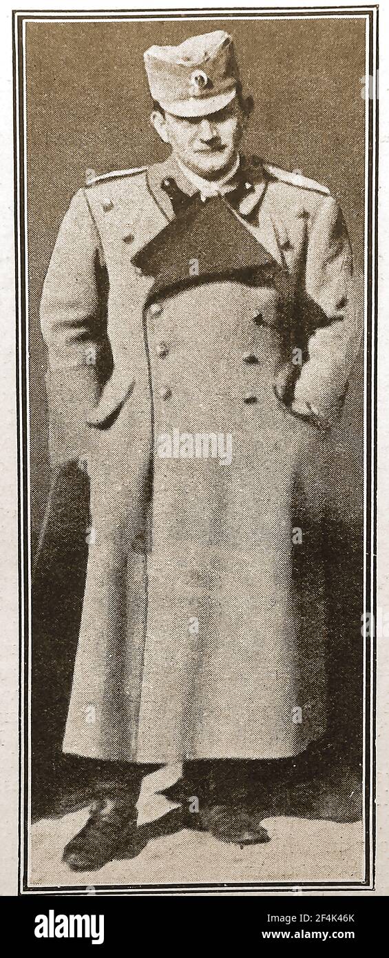 Kommandant H S Cardale R.N. der britischen Marinekommission in Griechenland. Von König Peter für hervorragenden Dienst dekoriert.---- Hubert Searle Cardale ( 1875 – 1940) hatte eine ausgezeichnete Marine-Karriere, befehligen eine Reihe oif Schiffe einschließlich (hms) Leven, Falcon, Gipys, Blackwater, Bullfinch, Ribble, Teviot, Kangaroo, Saracen, Kildonan Castle, Artois Stockfoto