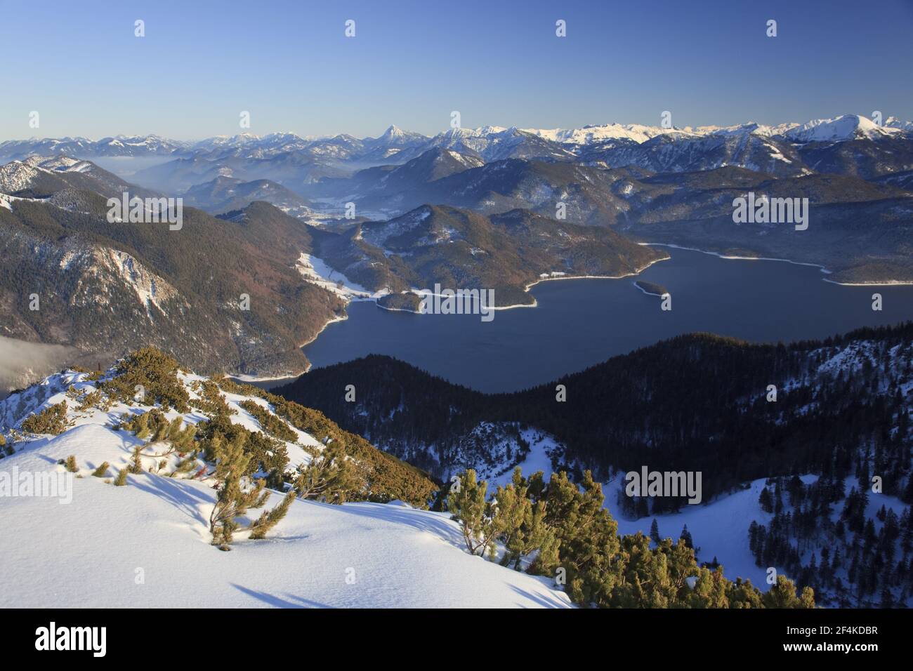 Geographie / Reisen, Deutschland, Bayern, Herzogstand (Peak), Blick vom Herzogstand (Peak) Richtung EAS, Additional-Rights-Clearance-Info-not-available Stockfoto