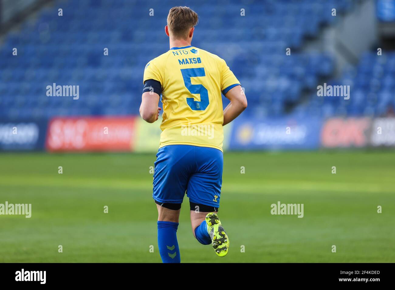 Brondby, Dänemark. März 2021, 21st. Andreas Maxso (5) von Brondby, WENN er während des Superliga-Spiels 3F zwischen Brondby IF und Aarhus GF im Brondby-Stadion in Brondby, Dänemark, gesehen wurde. (Foto Kredit: Gonzales Foto/Alamy Live News Stockfoto