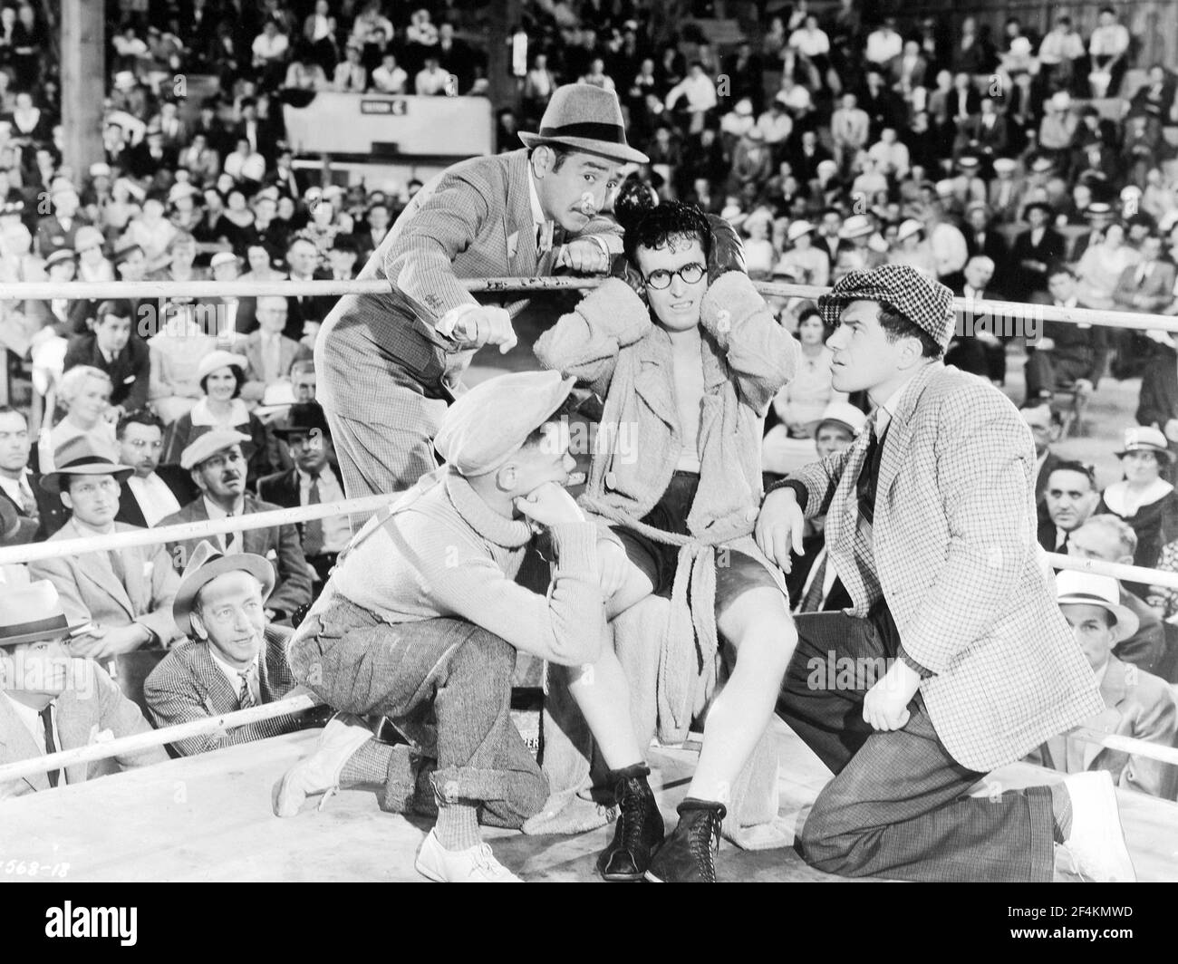 ADOLPHE MENJOU, HAROLD LLOYD und LIONEL STANDER in THE MILKY WAY (1936), Regie: LEO MCCAREY. Kredit: PARAMOUNT BILDER / Album Stockfoto