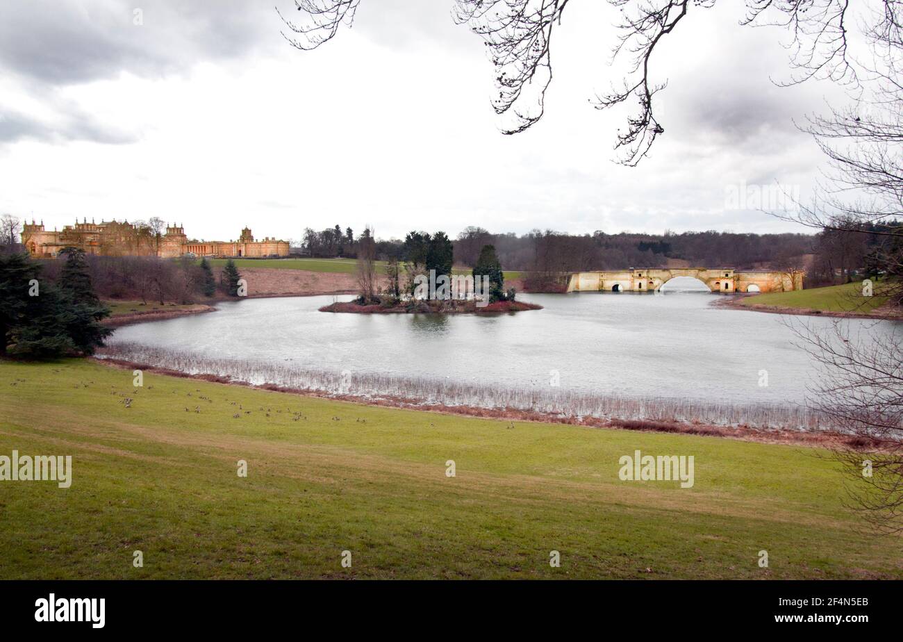 Blenheim Palace Landhaus in Woodstock, Oxfordshire, England, ist der Sitz der Herzöge von Marlborough, England Stockfoto