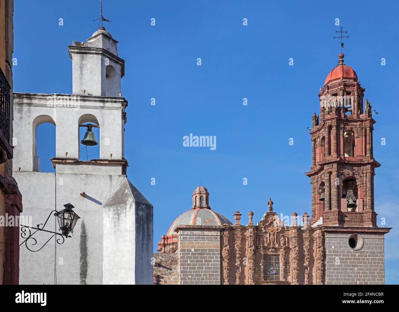 Templo de San Francisco, neoklassische Kirche in der Stadt San Miguel de Allende, Guanajuato, Zentralmexiko Stockfoto