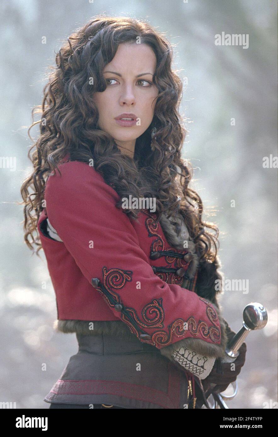KATE BECKINSALE in VAN HELSING (2004), Regie Stephen SOMMERS. Kredit: UNIVERSAL / MASI, FRANK / Album Stockfoto