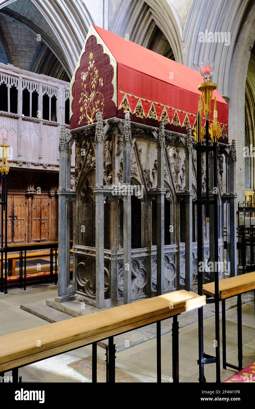 Der Schrein von St. Alban, Großbritanniens erster Märtyrer, in der St Albans Cathedral, England. Stockfoto