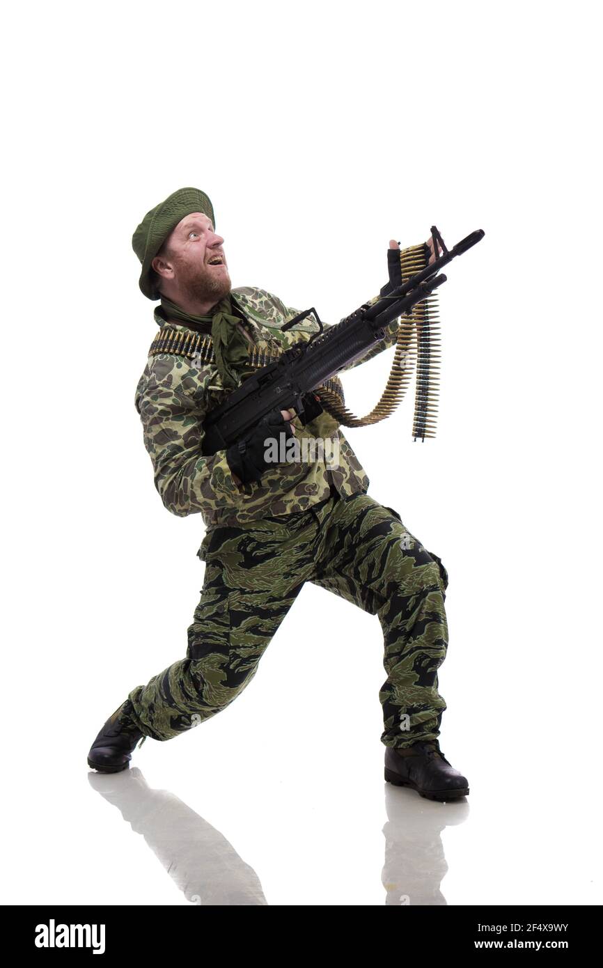 Mann Schauspieler in Form einer amerikanischen Pelzrobbe posiert auf einem weißen Hintergrund. Spezialeinheiten in Vietnam, 1970. Stockfoto