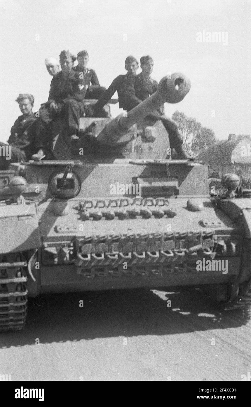 малый сатурн 1942. 6 й танковой. танки 35 т 6 танковая дивизия. т-34/76 стз 1941. т 34 85 вов.