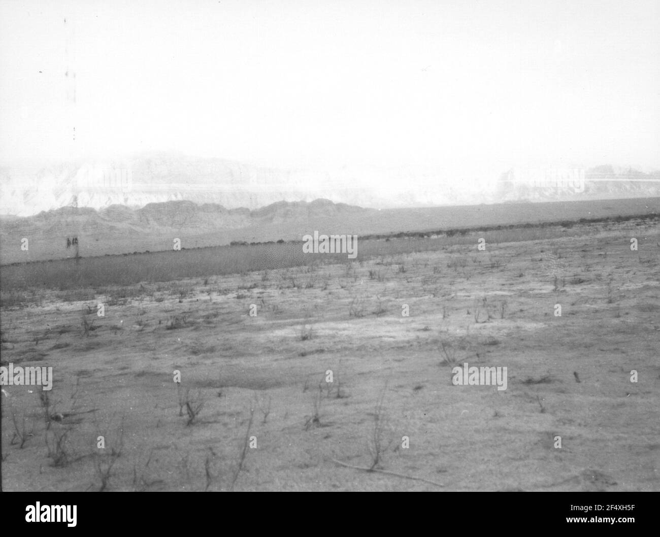 China. Sinkiang (Xinjiang). Takla Makan. Salzton Level am Fuße des Tschok Tag (Kalk), südlich der Jarkend Darja Stockfoto