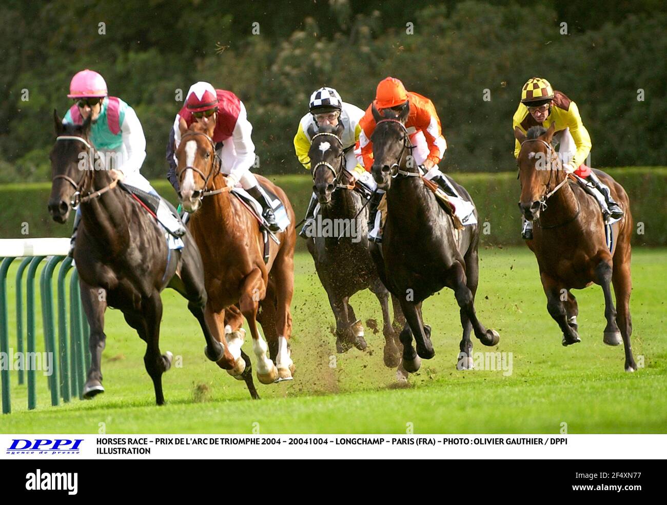 PFERDERENNEN - PRIX DE L'ARC DE TRIOMPHE 2004 - 20041004 - LONGCHAMP - PARIS (FRA) - FOTO : OLIVIER GAUTHIER / DPPI ILLUSTRATION Stockfoto