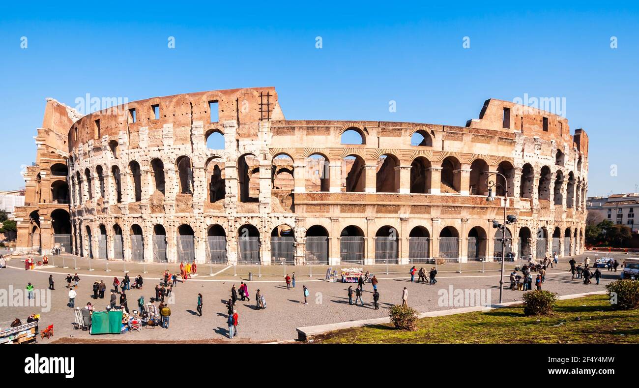 Das Kolosseum in Rom im Latium in Italien Stockfoto
