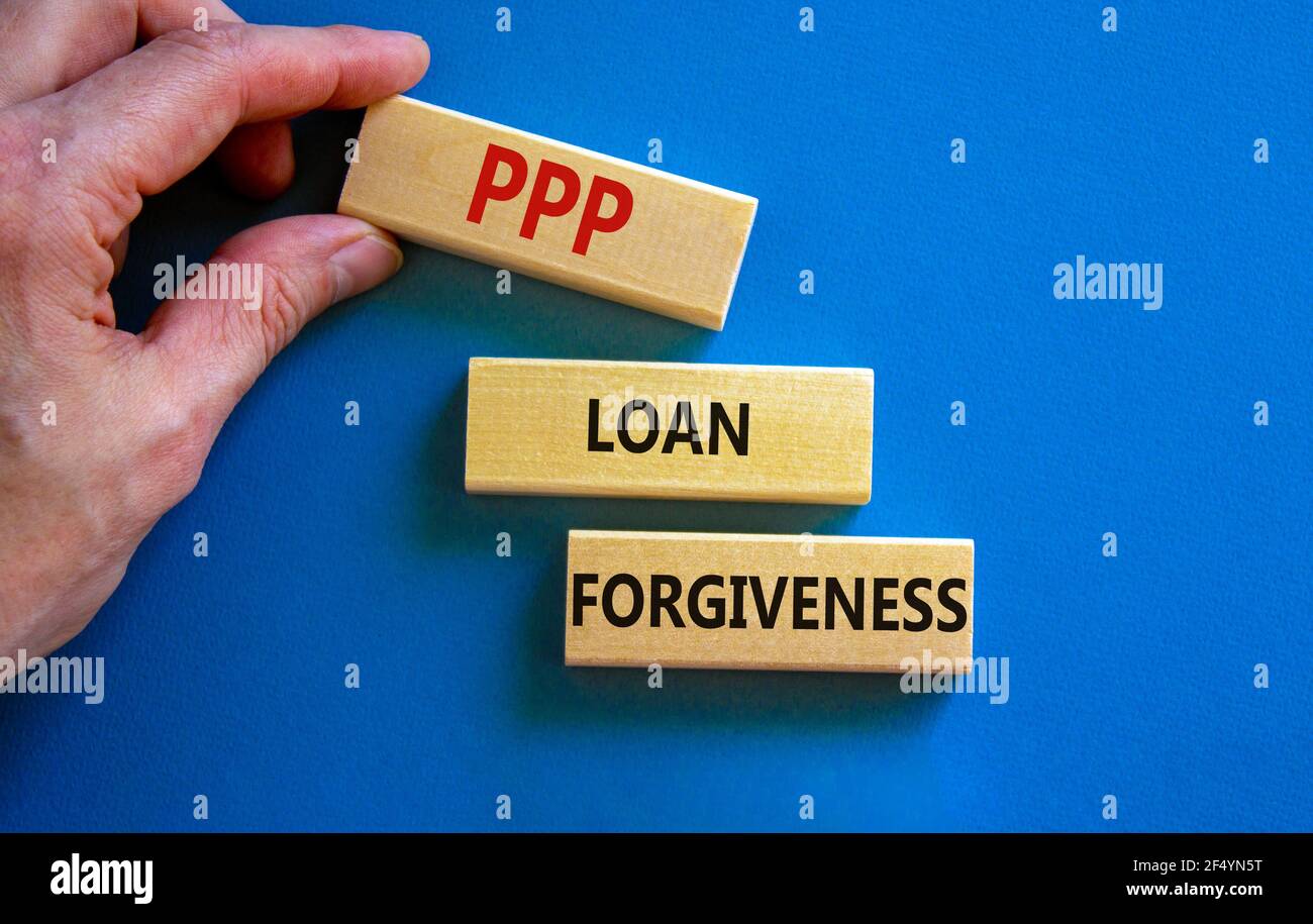 PPP, paycheck Schutz Programm Darlehen Vergebung. Konzept Wörter PPP Darlehen Vergebung auf Blöcken auf blauem Hintergrund. Business, PPP - Paycheck protectio Stockfoto