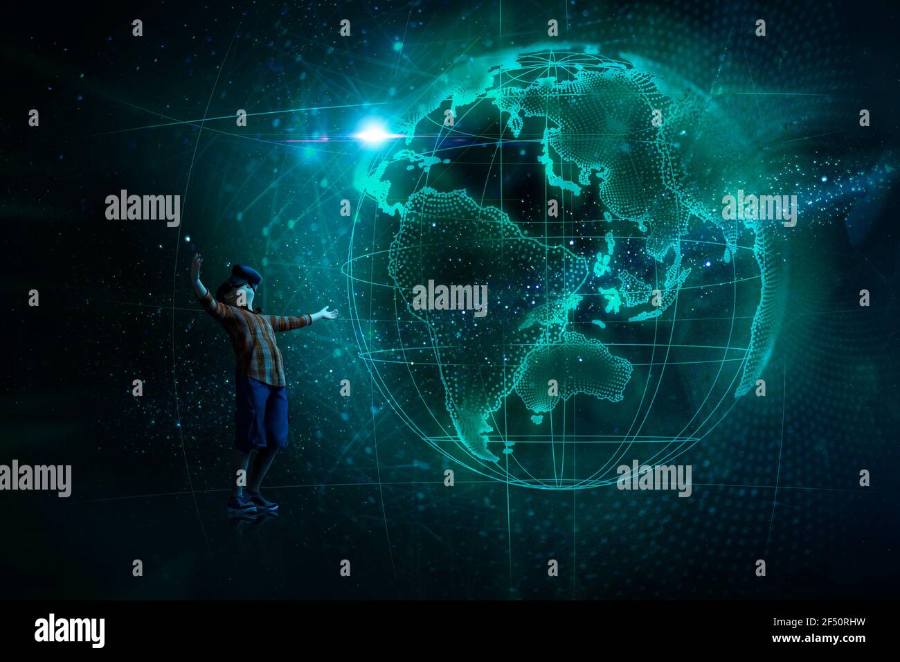 Neugieriger Junge in VR-Headset Blick auf holographischen Globus Stockfoto