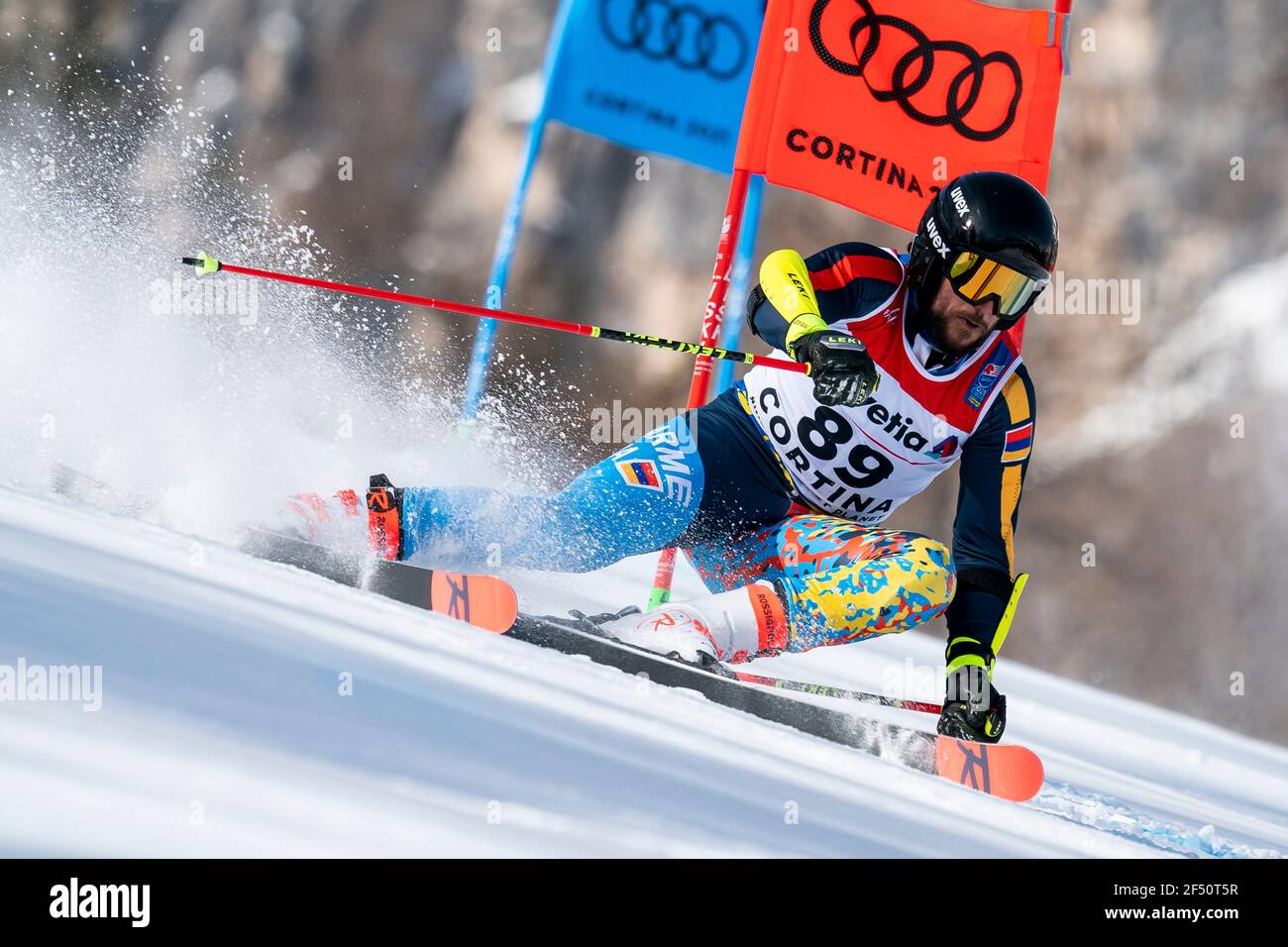 Cortina d'Ampezzo, Italien 19. Februar 2021: KARAPETYAN Ashot (ARM) im Wettbewerb der TELEPASS FIS ALPINE SKI WORLD CHAMPIONSHIPS 2021 Men's Giant Stockfoto