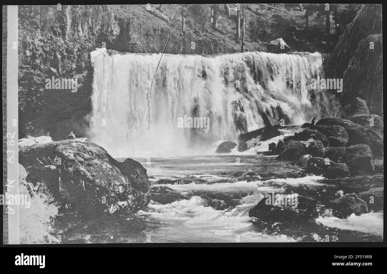 Oregon. McCloud River Falls, an der Southern Pacific Railroad Stockfoto