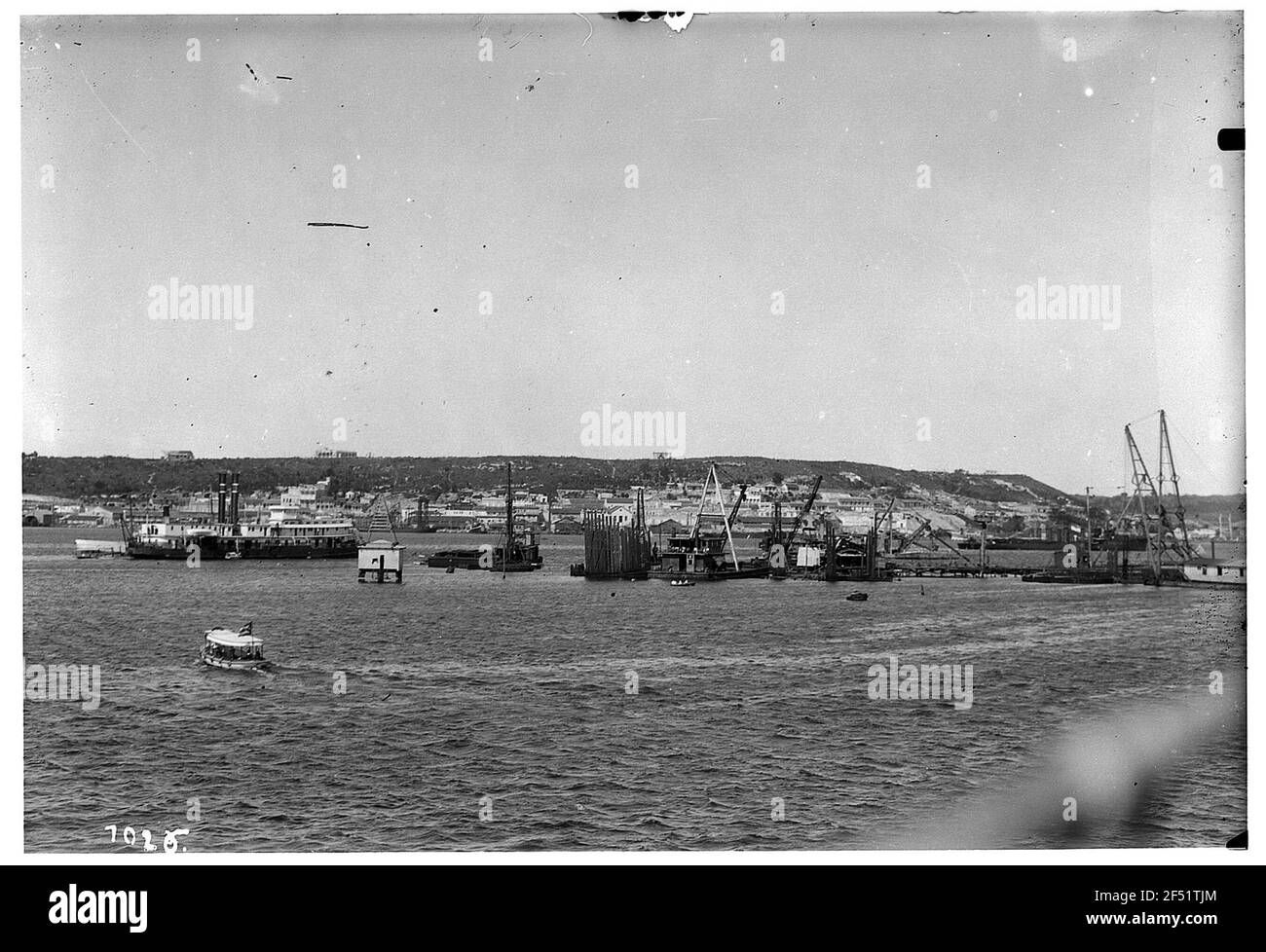 Havanna, Kuba. Heben auf dem Wrack des amerikanischen Kriegsschiffs 'Maine' vor der Küste Stockfoto