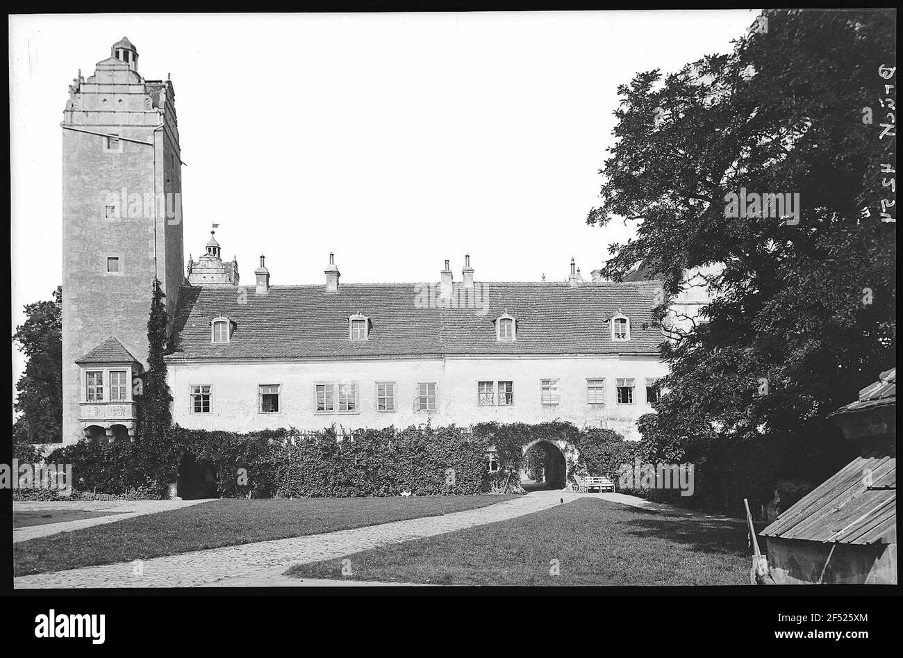 Strehla. Schloss mit Turm und 1st Schlosshof Stockfoto