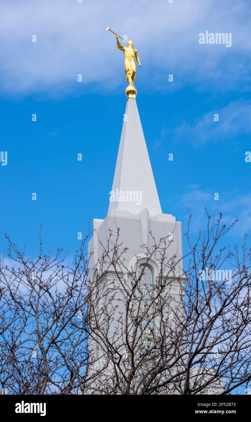 Großzügiger LDS Temple Angel Moroni Stockfoto