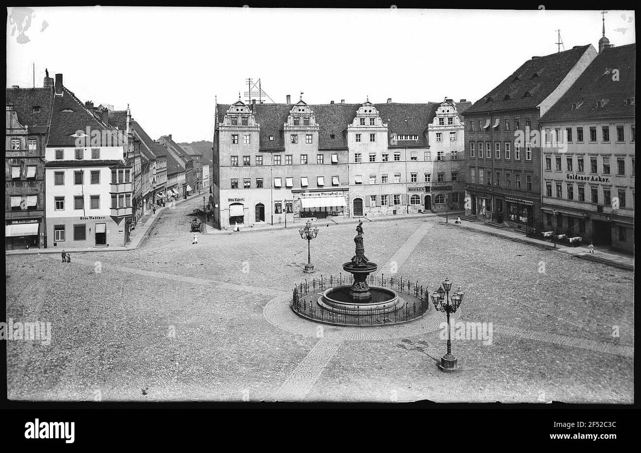 Torgau. Markt mit Brunnen, goldenem Anker, Bäckerstraße Stockfoto