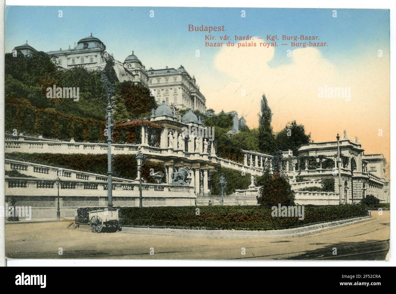 Königliche Burg - Bazar Budapest. Burg-Bazar und Königliches Schloss Stockfoto