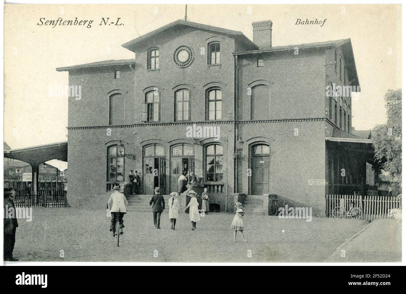 Bahnhof Senftenberg. Bahnhof Stockfoto