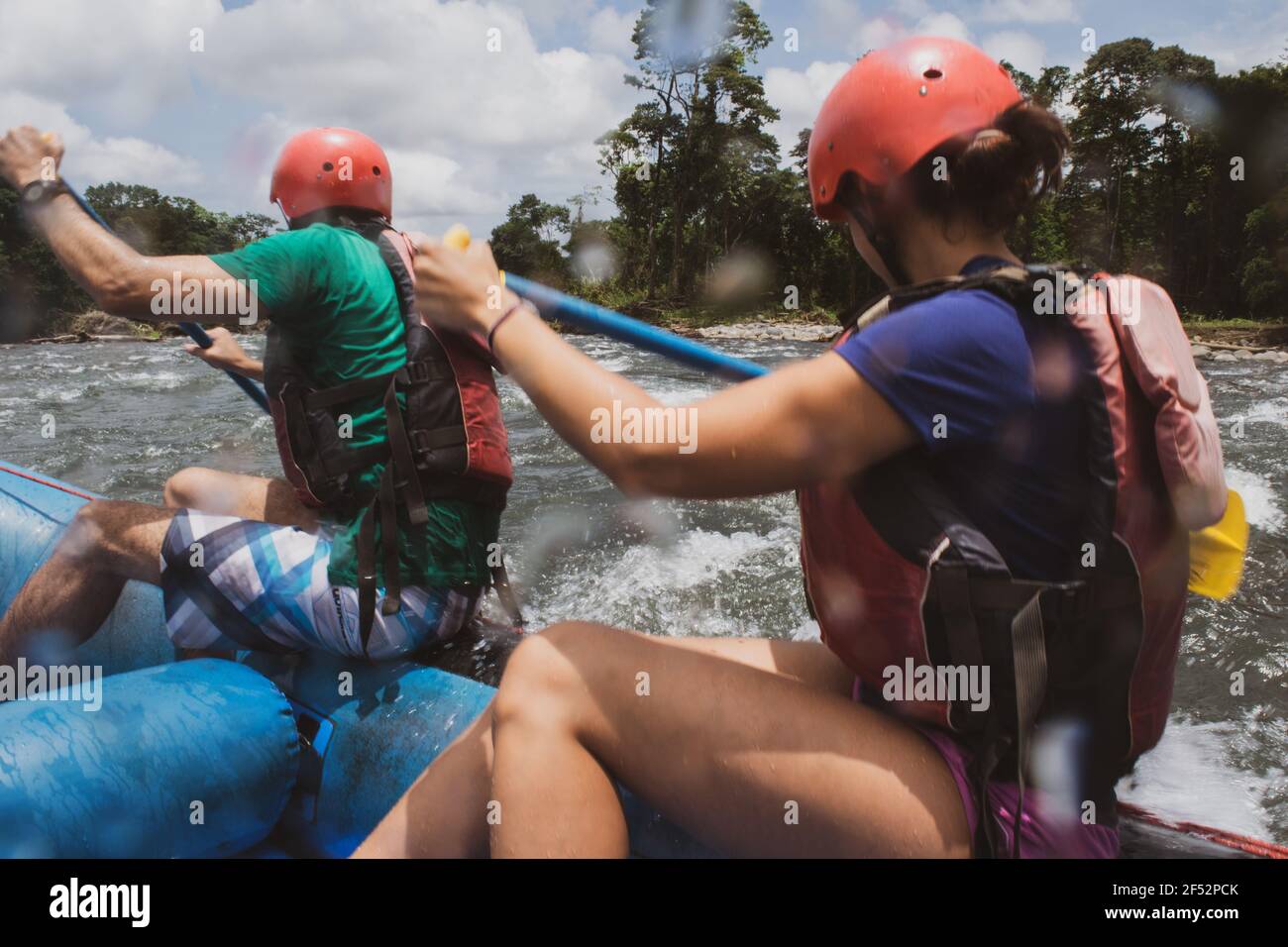 Rafting in Sarapiqui River, Costa Rica Stockfoto
