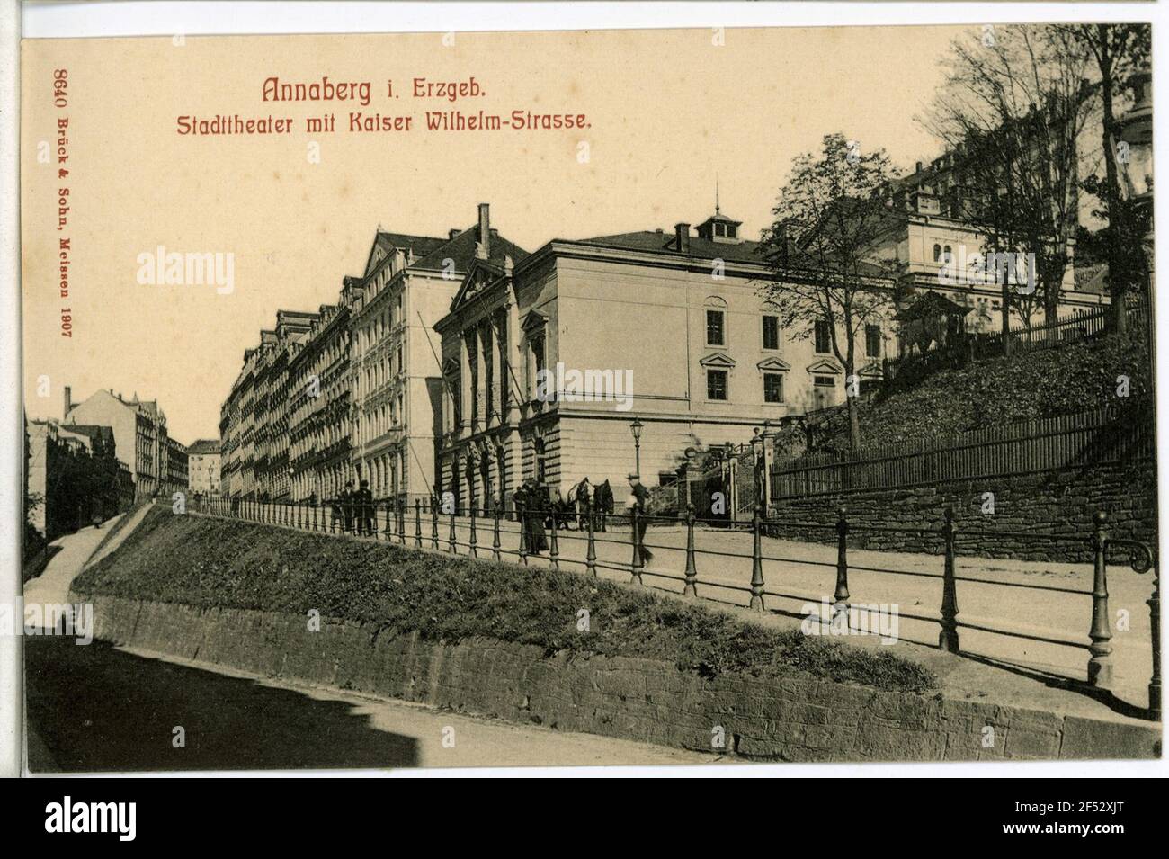 Stadttheater mit Kaiser Wilhelm Straße Annaberg. Stadttheater mit Kaiser-Wilhelm-Straße Stockfoto