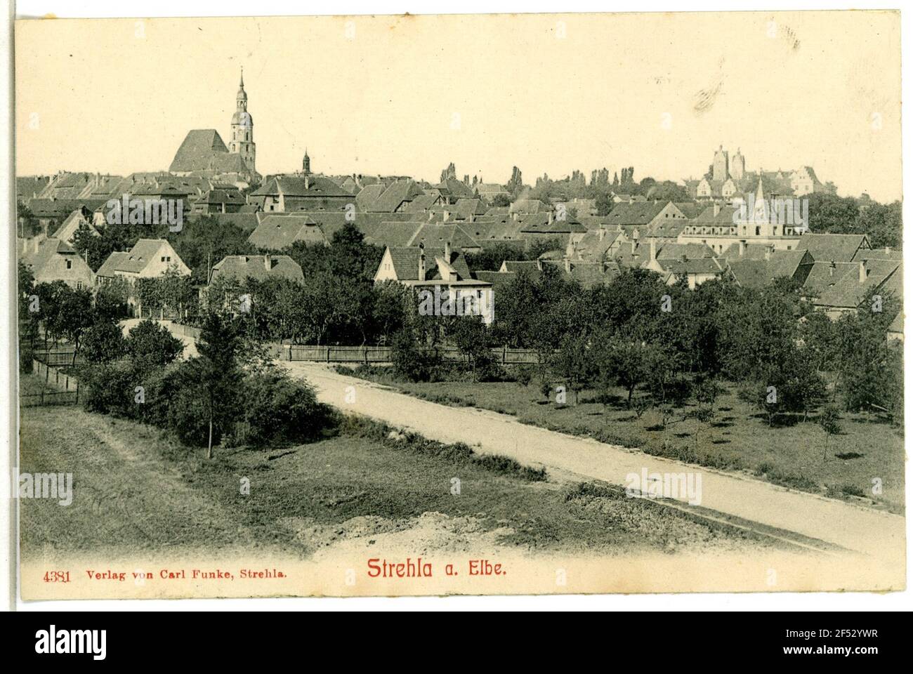 Schauen Sie sich Strehla Strehla an. Schau dir Strehla an Stockfoto