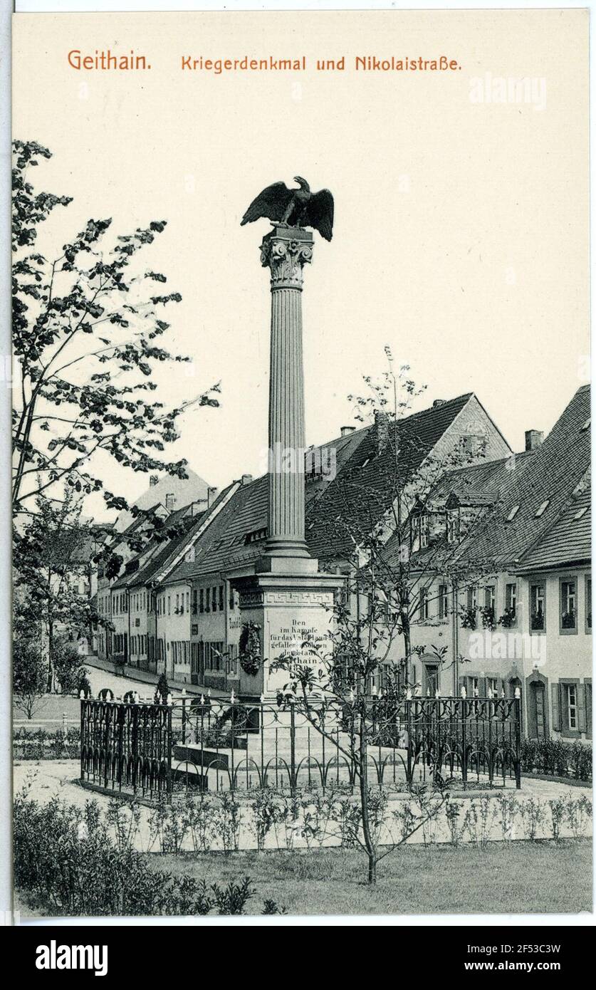 Kriegerdenkmal und Nikola Street Geithain. Kriegerdenkmal u. Nikolaistraße Stockfoto