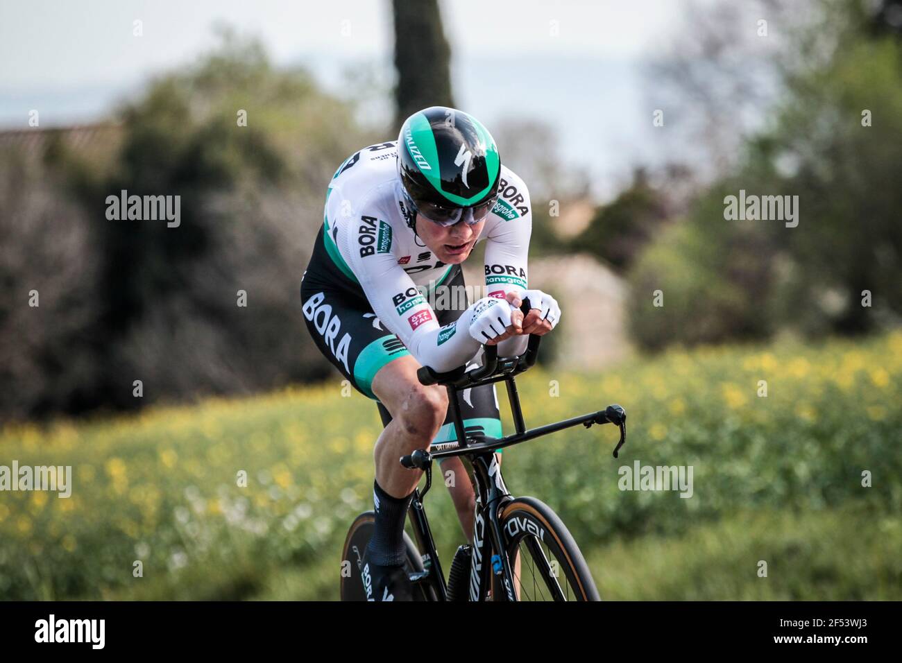 Volta Catalonia 23.3.2021- Wilco Kelderman fährt für das Team Bora–Hansgrohe beim 18,5-km-Zeitfahren in der Nähe von Banyoles, Spanien Stockfoto