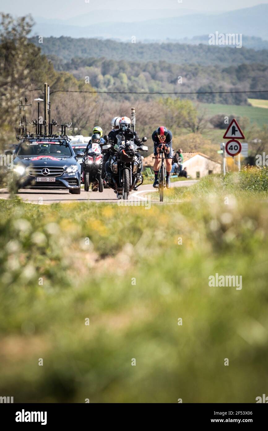 Volta Catalonia 23.3.2021- Rohan Dennis fährt für das Team Ineos Grenadiers im 18,5 km langen Zeitfahren durch Fontcoberta in der Nähe von Banyoles, Spanien Stockfoto