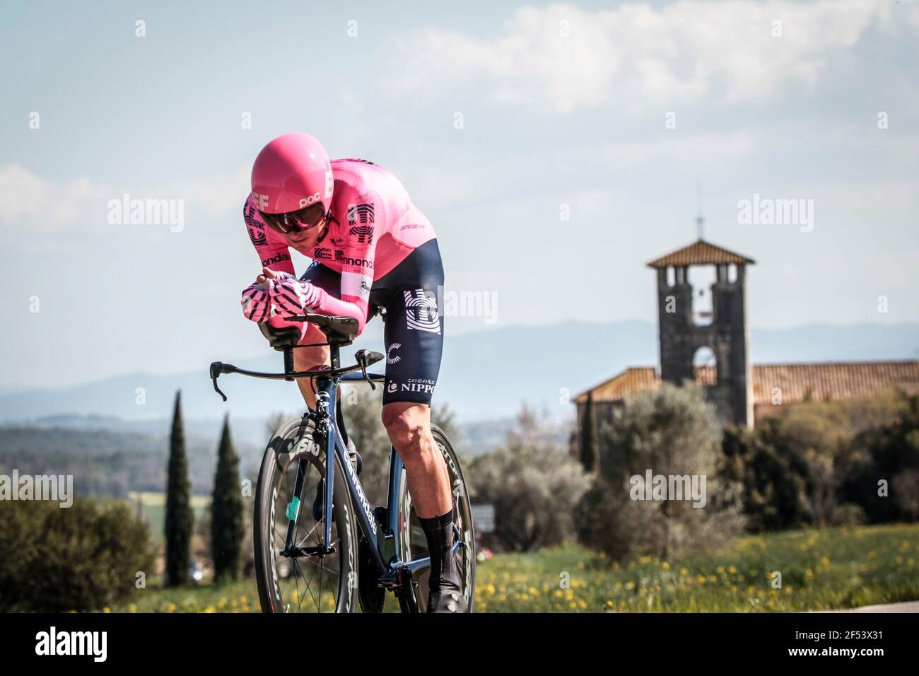 Volta Catalonia 23.3.2021- der Amerikaner Tejay Van Garderen vom Team EF Nippon fährt beim 18,5 km langen Zeitfahren in der Nähe von Banyoles, Spanien Stockfoto