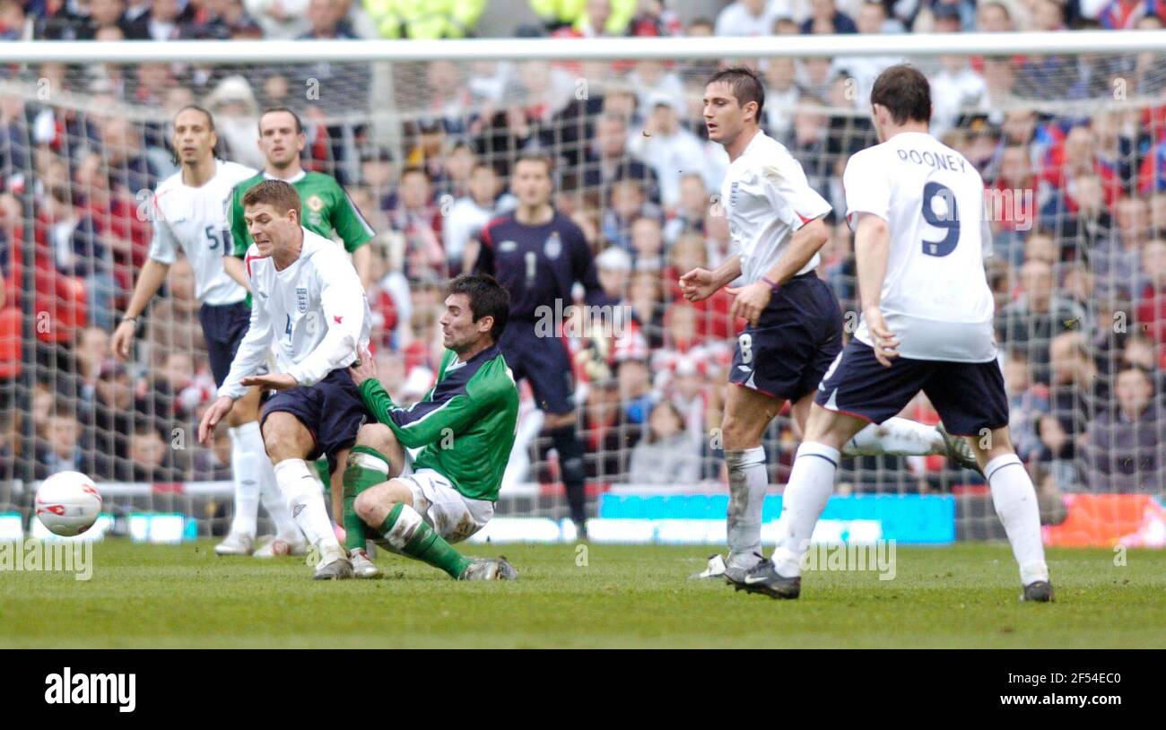 WM-QUALIFIKATIONSSPIEL ENGLAND V N.IRLAND IM ALTEN TRAFFORD 26/3/2005 BILD DAVID ASHDOWNFOOTBALL ENGLAND Stockfoto