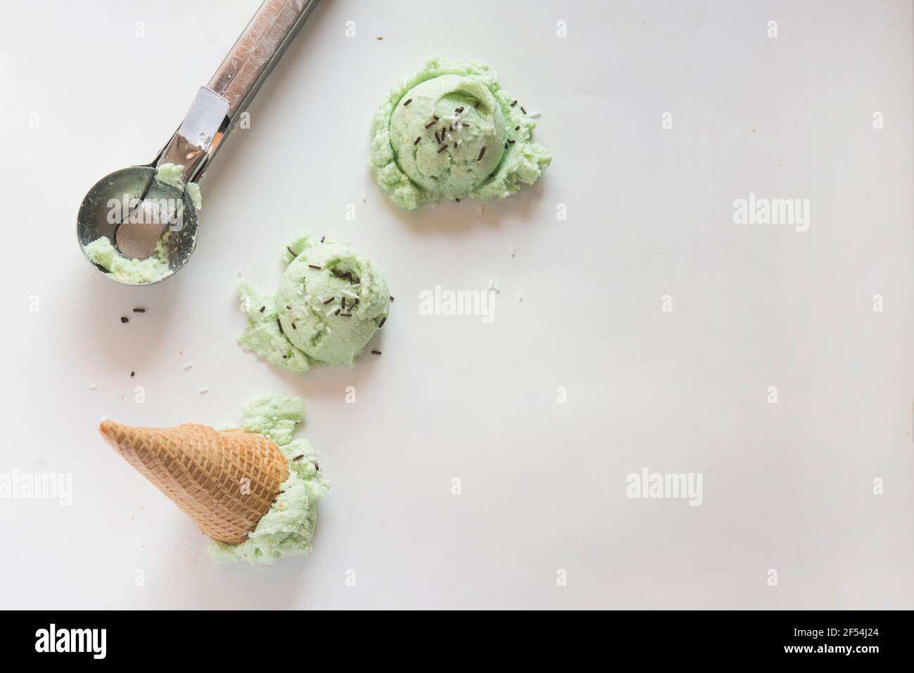 Eis mit Minze und Schokolade Stockfoto