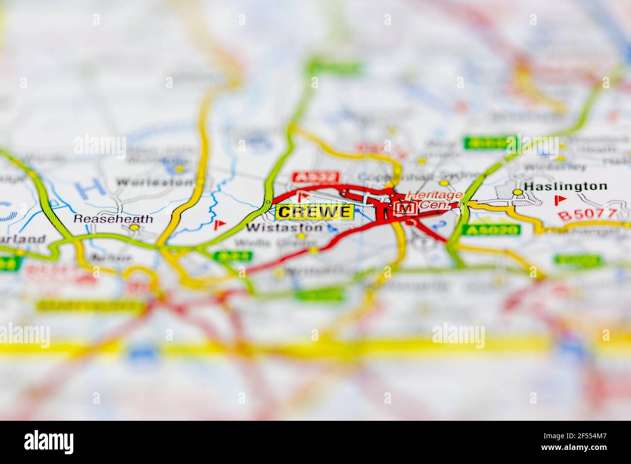 Crewe wird auf einer Geografie- oder Straßenkarte angezeigt Stockfoto