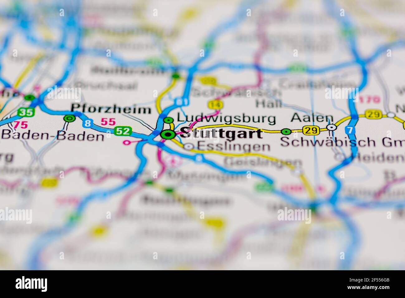 Stuttgart auf einer Geografie- oder Straßenkarte angezeigt Stockfoto