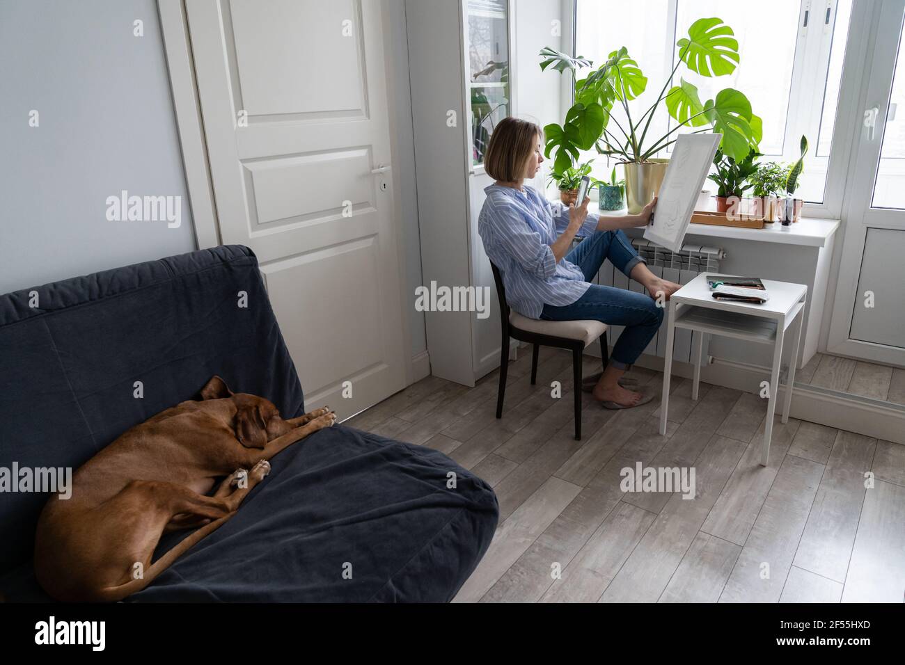 Handgefertigtes Hundebild Stockfotos Und Bilder Kaufen Alamy