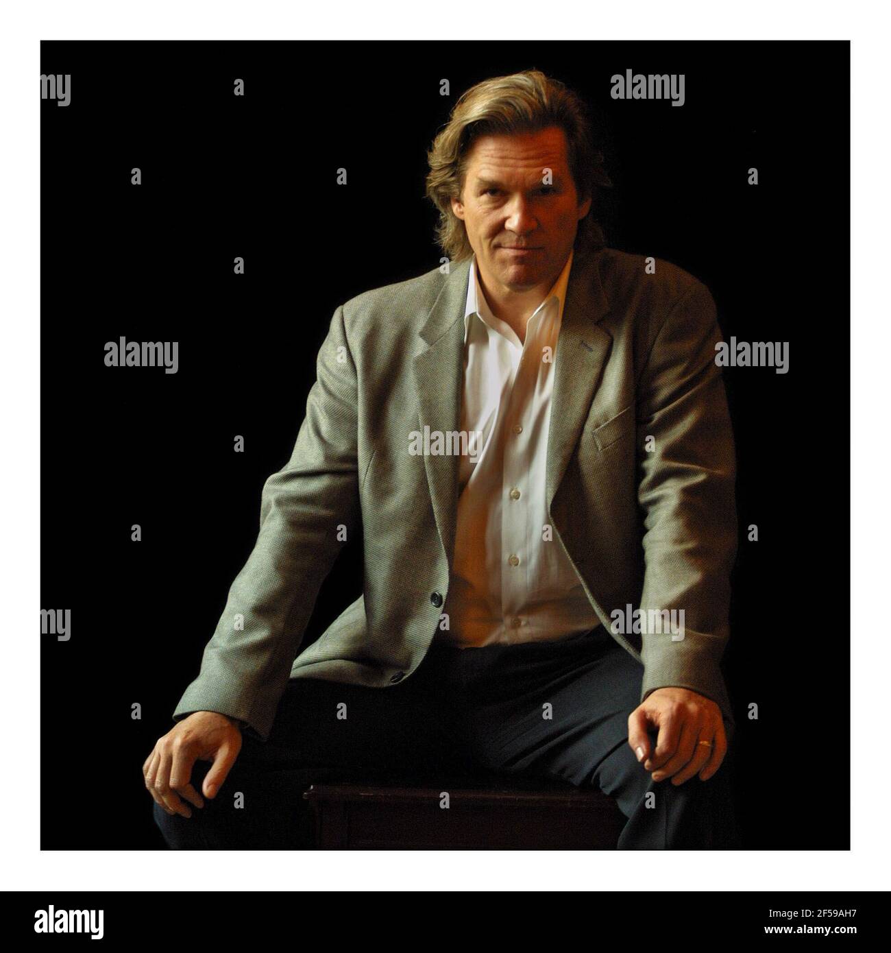 Jeff Bridges in London, um seinen neuesten Film K-PAX im Dorchester Hotel zu promoten.pic David Sandison 22/11/2001 Stockfoto