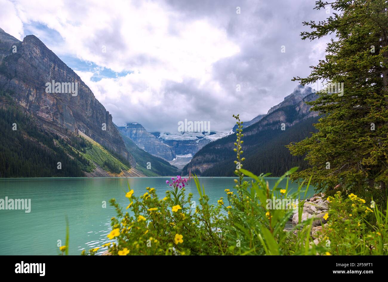 Geographie / Reisen, Kanada, Banff National Park, Moraine Lake, zusätzliche-Rights-Clearance-Info-not-available Stockfoto