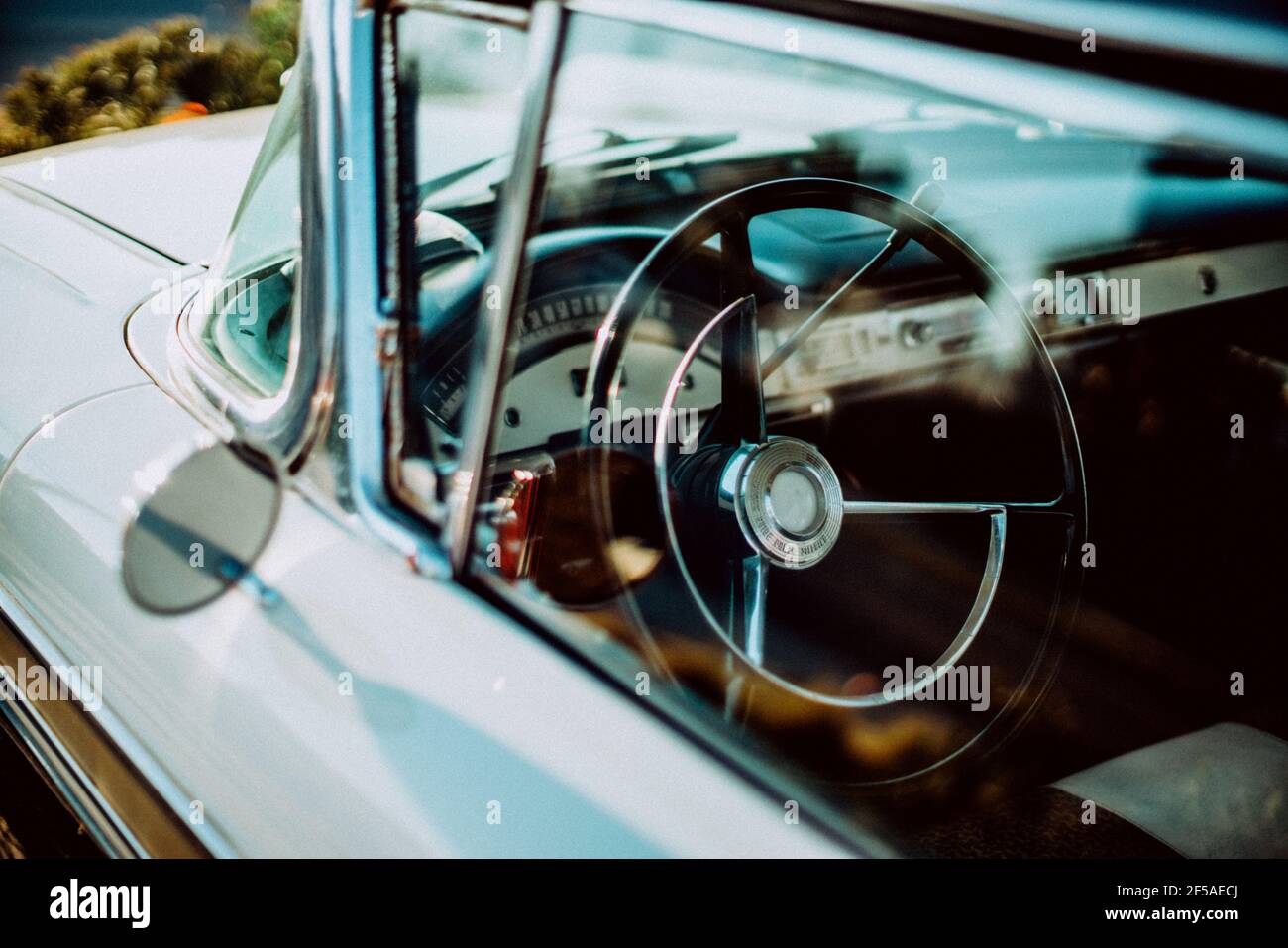 Schöne vintage Ford Details Lenkrad Stockfoto