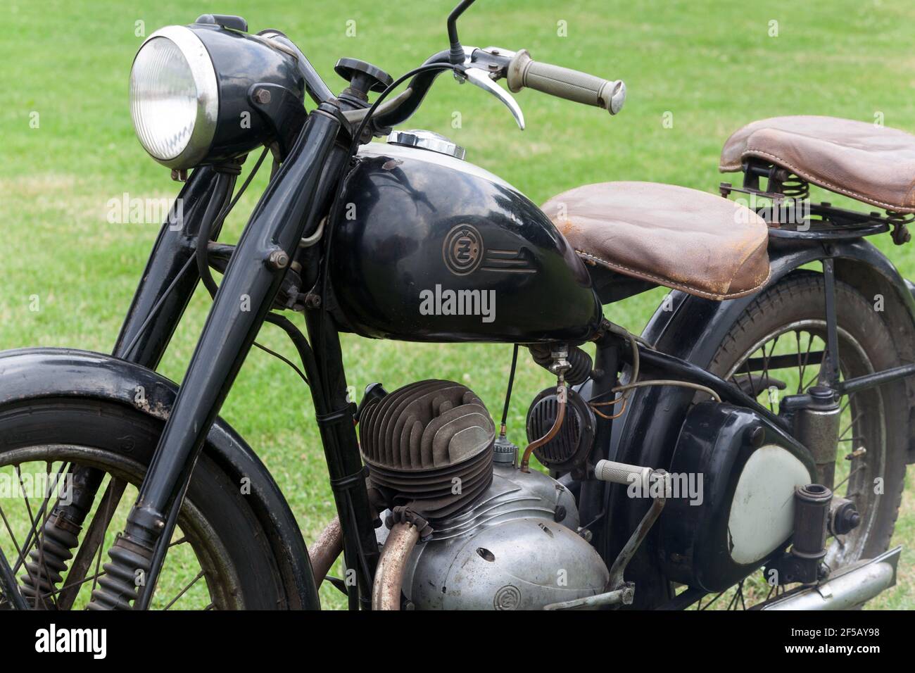 Alte Motorradmarke CZ Tschechoslowakei Oldtimer Stockfoto