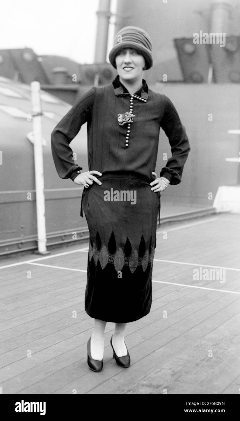 Gloria Swanson. Porträt der amerikanischen Schauspielerin Gloria Josephine May Swanson (1899-1983), Bain News Service, c. 1924 Stockfoto
