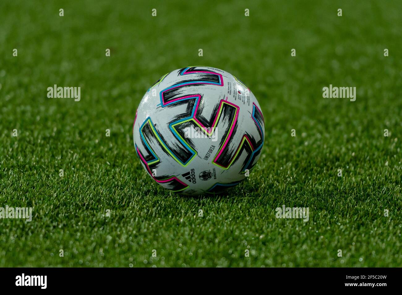 adidas uniforia 2021