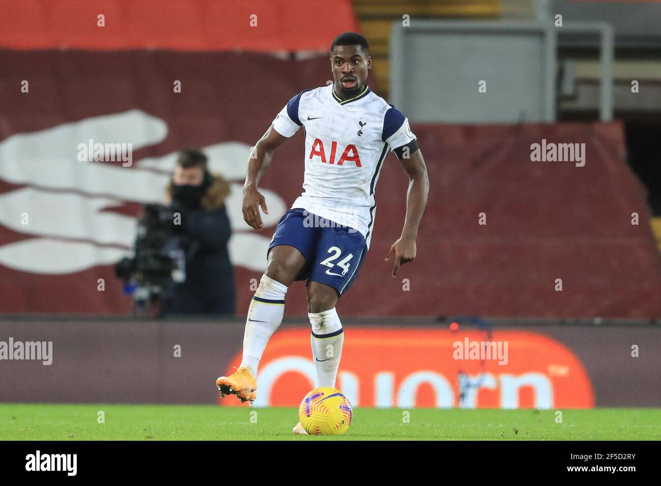 Serge Aurier #24 von Tottenham Hotspur während des Spiels Stockfoto