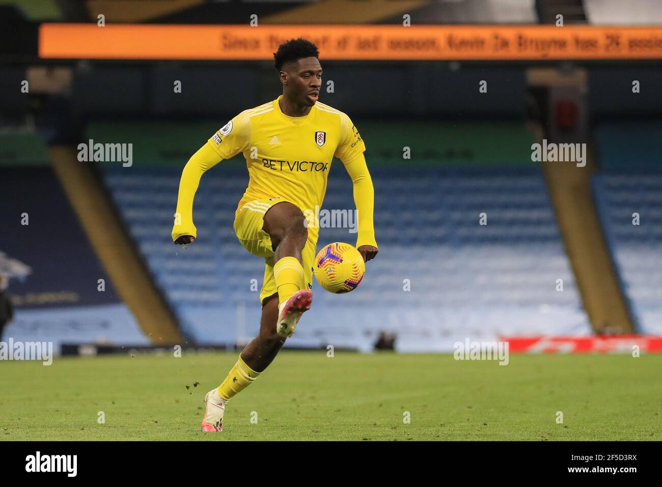 AndreFrank Zambo Anguissa #29 von Fulham in Aktion während der Spiel Stockfoto