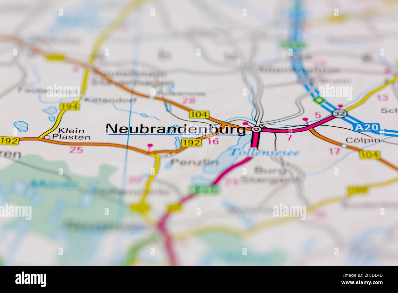 Neubrandenburg und Umgebung auf einer Geografie-Karte oder angezeigt Straßenkarte Stockfoto