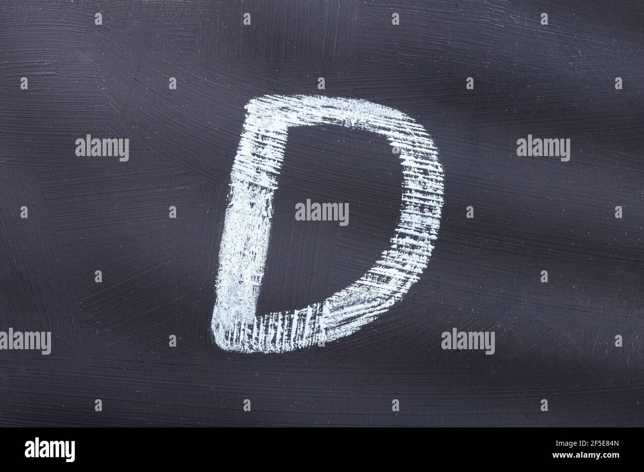 Buchstabe D - Hand gezeichnete Alphabet Schriftart Stockfotografie - Alamy